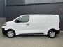Opel Vivaro 2.0 CDTI L2H1 Edition 2 zitplaatsen voor - Airco - Cruise control - Parkeersensoren voor en achter - Apple carplay - Bluetooth - Tussenschot volledig - Zijschuifdeur rechts - Elektrische ramen voor - Centrale deur