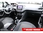 Peugeot 208 1.2 PureTech Blue Lion, Trekhaak, Pdc, Cruise, Airco, All season banden, Distributie vervangen, Navi, App connect,