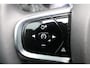 Volvo XC60 2.0 T6 Plug-in hybrid AWD Plus Dark - Panorama/schuifdak - IntelliSafe Assist & Surround - 360º Camera - Harman/Kardon audio - Adaptieve LED koplampen - Verwarmde voorstoelen, stuur & achterbank - Parkeersensoren voor & achter - Elektr. bedienb. voorstoelen met geheugen - Head up display - Draadloze tel. lader - Extra getint glas - 19' LMV