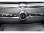 Volvo XC60 2.0 T6 Plug-in hybrid AWD Plus Dark - Panorama/schuifdak - IntelliSafe Assist & Surround - 360º Camera - Harman/Kardon audio - Adaptieve LED koplampen - Verwarmde voorstoelen, stuur & achterbank - Parkeersensoren voor & achter - Elektr. bedienb. voorstoelen met geheugen - Head up display - Draadloze tel. lader - Extra getint glas - 19' LMV