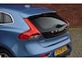 Volvo V40 T2 120PK Momentum | Trekhaak | Cruise control | Led dag rijverlichting
