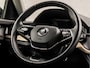 Skoda Kamiq 1.0 TSI Sport (APPLE CARPLAY, CLIMATE, STOELVERWARMING, KEYLESS, SPORTSTOELEN, LED KOPLAMPEN, LM VELGEN, CRUISE, LANE ASSIST, NIEUWSTAAT)