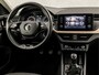 Skoda Kamiq 1.0 TSI Sport (APPLE CARPLAY, CLIMATE, STOELVERWARMING, KEYLESS, SPORTSTOELEN, LED KOPLAMPEN, LM VELGEN, CRUISE, LANE ASSIST, NIEUWSTAAT)