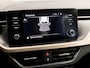 Skoda Kamiq 1.0 TSI Sport (APPLE CARPLAY, CLIMATE, STOELVERWARMING, KEYLESS, SPORTSTOELEN, LED KOPLAMPEN, LM VELGEN, CRUISE, LANE ASSIST, NIEUWSTAAT)
