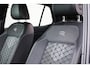 Volkswagen T-Cross 1.0 TSI 115pk R-Line | IQ Matrix Led | Achteruitrijcamera | Navigatie | Stoelverwarming