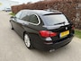 BMW 5-Serie Touring 525d High Executive / AUTOMAAT / PANORAMADAK / MEMORY / NAVI