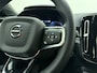 Volvo XC40 T5 262pk Plus Dark / Nubuck / Elektr. verstelbare stoelen / Stoel/- en stuurverwarming / Trekhaak /