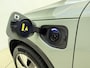 Volvo XC40 T5 262pk Plus Dark / Nubuck / Elektr. verstelbare stoelen / Stoel/- en stuurverwarming / Trekhaak /