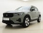 Volvo XC40 T5 262pk Plus Dark / Nubuck / Elektr. verstelbare stoelen / Stoel/- en stuurverwarming / Trekhaak /