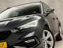 SEAT Leon Sportstourer 1.4 TSI eHybrid PHEV FR 204Pk Automaat (APPLE CARPLAY, GROOT NAVI, CAMERA, SFEERVERLICHTING, LEDER, SPORTSTOELEN, TREKHAAK, KEYLESS, ADAPTIVE CRUISE, NIEUWSTAAT)