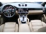 Porsche Cayenne 3.0 E-Hybrid LUCHTVERING PANO-DAK NL-AUTO NAP!