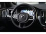 Volvo XC60 2.0 T8 Plug-in hybrid Facelift AWD Black Edition Ultra 455pk Panoramadak/Luchtvering/Bowers&Wilkins