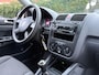 Volkswagen Golf 1.6 FSI Trendline *NW. APK*CRUISE*AIRCO*TREKHAAK*ELEKTR. RAMEN*STUURBEKR.*