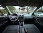 Volkswagen Golf 1.6 FSI Trendline *NW. APK*CRUISE*AIRCO*TREKHAAK*ELEKTR. RAMEN*STUURBEKR.*