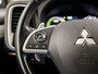 Mitsubishi Outlander 2.0 PHEV Deluxe 203Pk Automaat (SCHUIFDAK, NAVIGATIE, CAMERA, LEDER, ELEK SPORTSTOELEN, TREKHAAK, GETINT GLAS, NIEUWSTAAT)