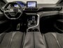 Peugeot 5008 1.2 PureTech GT-Line 7 Persoons (PANORAMADAK, APPLE CARPLAY, GROOT NAVI, LEDER, 360 CAMERA, KEYLESS, SFEERVERLICHTING, LED KOPLAMPEN, NIEUWSTAAT)