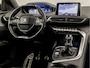 Peugeot 5008 1.2 PureTech GT-Line 7 Persoons (PANORAMADAK, APPLE CARPLAY, GROOT NAVI, LEDER, 360 CAMERA, KEYLESS, SFEERVERLICHTING, LED KOPLAMPEN, NIEUWSTAAT)