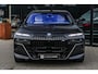 BMW 7-Serie M760e xDrive - Frozen Deep Grey - Lounge & Entertainment - Bowers & Wilkins - Aut. Doors - Connoisseur - Iconic Glow