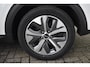 Kia e-Niro ExecutiveLine 64 kWh | leder | Carplay | Stoelverwarming/koeling | Trekhaak |