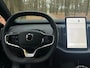 Volvo EX30 Cross Country Twin Motor Performance AWD 69 kWh Ultra | Adaptieve Cruise Control | Panoramadak | Warmtepomp | Harman Kardon Audio | Dodehoek Detectie | 360° Parkeercamera | Stoel-/Stuurverwarming |