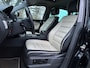 Volkswagen Touareg 4.2 V8 | Limited Edition + Youngtimer + Schuif/kanteldak + Lederbekleding + Camera Nu € 11.975,-!!!
