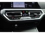 BMW 3-Serie 330e High Executive M-sport | Shadow Line | Elek. Trekhaak | Dig. Cockpit | Adapt.Cruise | Nav + CarPlay | Harman Kardon | LED | Stoelverw | Camera+PDC | Elek. klep V