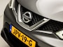 Nissan Qashqai 1.2 N-Vision (NAVIGATIE, PANORAMADAK, 360 CAMERA, STOELVERWARMING, LEDEREN SPORTSTOELEN, NIEUWE APK, NIEUWSTAAT)
