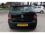 Volkswagen Polo 1.4 Stoelverwarming, Airco, Elektrische ramen, Radio-CD speler, Hoogte verstelbare stoelen
