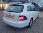 Volkswagen Golf Variant 1.6 TDI Highline BlueMotion - Airco - Navigatie Tweede kerstdag open van 10:00- tot 15:00 uur