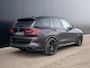 BMW X5 xDrive50e l Trekhaak l M-sport l Schuif-/kantel pano l Adaptive LED l 360 Camera l Harman Kardon l Head-Up l 22" l Matt wrap