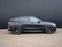 BMW X5 xDrive50e l Trekhaak l M-sport l Schuif-/kantel pano l Adaptive LED l 360 Camera l Harman Kardon l Head-Up l 22" l Matt wrap