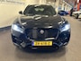 Jaguar F-Pace 2.0 R-Sport AWD 25T | Panoramadak | Stoel+Stuurverwarming | Afneembare trekhaak | Memory seats | Achteruitrijcamera | Cruise control | Climate control | Lederen/Alcantara bekleding | Navigatie | Lane assist