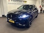 Jaguar F-Pace 2.0 R-Sport AWD 25T | Panoramadak | Stoel+Stuurverwarming | Afneembare trekhaak | Memory seats | Achteruitrijcamera | Cruise control | Climate control | Lederen/Alcantara bekleding | Navigatie | Lane assist