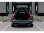 Volvo V60 2.0 T6 Plug-in hybrid AWD Plus Dark Rondomzicht Camera| Semi Electrische trekhaak| Electronic Climate Control | Adaptieve Cruise Control | Parkeersensoren | Rijstrooksensor Met Correctie | Navigatiesysteem | Verwarmbare Voorstoelen | Verwarmbaar Stuurwiel | Keyless Entry |
