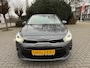 Kia Rio 1.2 (4 cil.), Apple CarPlay, Clima, Cruise Control, Navigatie, Achteruitrijcamera, LM-velgen 15" & all-season banden, Led