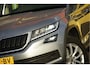 Skoda Kodiaq 1.5 TSI 150PK! Business Edition BJ2020 Lmv 18" | Led V+A | Pdc | Navi | Keyless entry | Verwarmd voorruit | Achteruitrijcamera | App-Connect | Dashboard verlichting | Climate control | Cruise control | Verwarmde voorstoelen | Extra getint glas