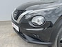 Nissan Juke 1.6 Hybrid Tekna Automaat / Apple Carplay/Android Auto / Adaptive Cruise Control / Lederen Bekleding / 360 Graden Camera / Bose Personal Audio Systeem / Climate control / Dodehoek Detectie / Lichtmetalen wielen 19“ / Keyless /
