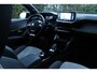 Peugeot e-208 EV GT 350 50 kWh | Adaptieve Cruise | Stoelverwarming | Camera | Keyless | Carplay | Alcantara | BLIS