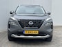 Nissan X-Trail 1.5 e-4orce Tekna 4WD 7p. Automaat / Trekhaak (Trekgewicht 1.650kg) / HUD / Stuur- en Stoelverwarming voor en achter / 360° Camera / Adaptieve Cruise Control / Elektrisch Verstelbare Bestuurdersstoel en Passagiersstoel met geheugenset / Climate Control / Keyless Entry & Start / Apple Carplay & Android Auto / Parkeersensoren voor + achter / Elektrische Achterklep / Navigatie full map