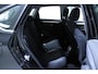BMW 2-Serie Active Tourer 218i | PDC | Stoelverwarming
