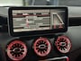 Mercedes-Benz A-klasse 180 AMG | Unieke Auto | Sfeerverlichting | Twotone leder | Groot scherm | AMG Uitlaat | alcantara dashboard