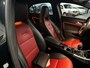Mercedes-Benz A-klasse 180 AMG | Unieke Auto | Sfeerverlichting | Twotone leder | Groot scherm | AMG Uitlaat | alcantara dashboard