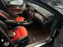 Mercedes-Benz A-klasse 180 AMG | Unieke Auto | Sfeerverlichting | Twotone leder | Groot scherm | AMG Uitlaat | alcantara dashboard