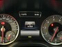 Mercedes-Benz A-klasse 180 AMG | Unieke Auto | Sfeerverlichting | Twotone leder | Groot scherm | AMG Uitlaat | alcantara dashboard