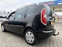 Skoda Roomster 1.6-16V Style, airco, cruisecontrol, trekhaak, zeer ruime en praktische auto met een hoge instap.