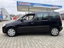 Skoda Roomster 1.6-16V Style, airco, cruisecontrol, trekhaak, zeer ruime en praktische auto met een hoge instap.