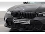BMW 3-Serie Touring 320e M Sport | Facelift | Shadow Line | Curved display | Adapt. Cruise | Nav + CarPlay | Elek. Klep | Sfeerverlichting | LED | Stoelverw. | PDC V