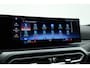 BMW 3-Serie Touring 320e M Sport | Facelift | Shadow Line | Curved display | Adapt. Cruise | Nav + CarPlay | Elek. Klep | Sfeerverlichting | LED | Stoelverw. | PDC V