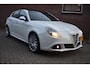 Alfa Romeo Giulietta 1.4 T Distinctive '12 Pano Leder Clima Navi Cruise Inruil mogelijk