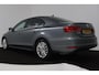 Volkswagen Jetta 1.4 TSI Hybrid Highline (ACHTERUITRIJCAMERA, AUTOMAAT, PARKEERSENSOREN, CRUISE CONTROL)